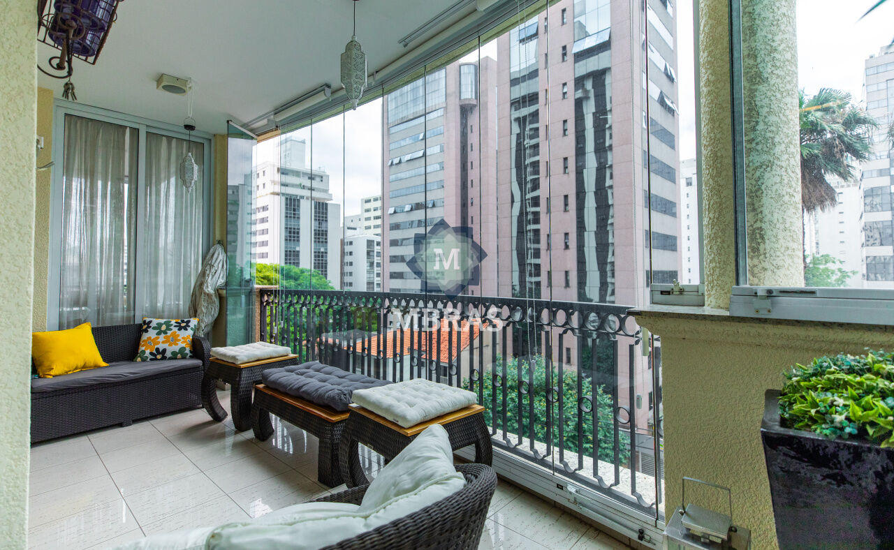 Apartamento Belíssimo  Mobiliado com Lazer Completo