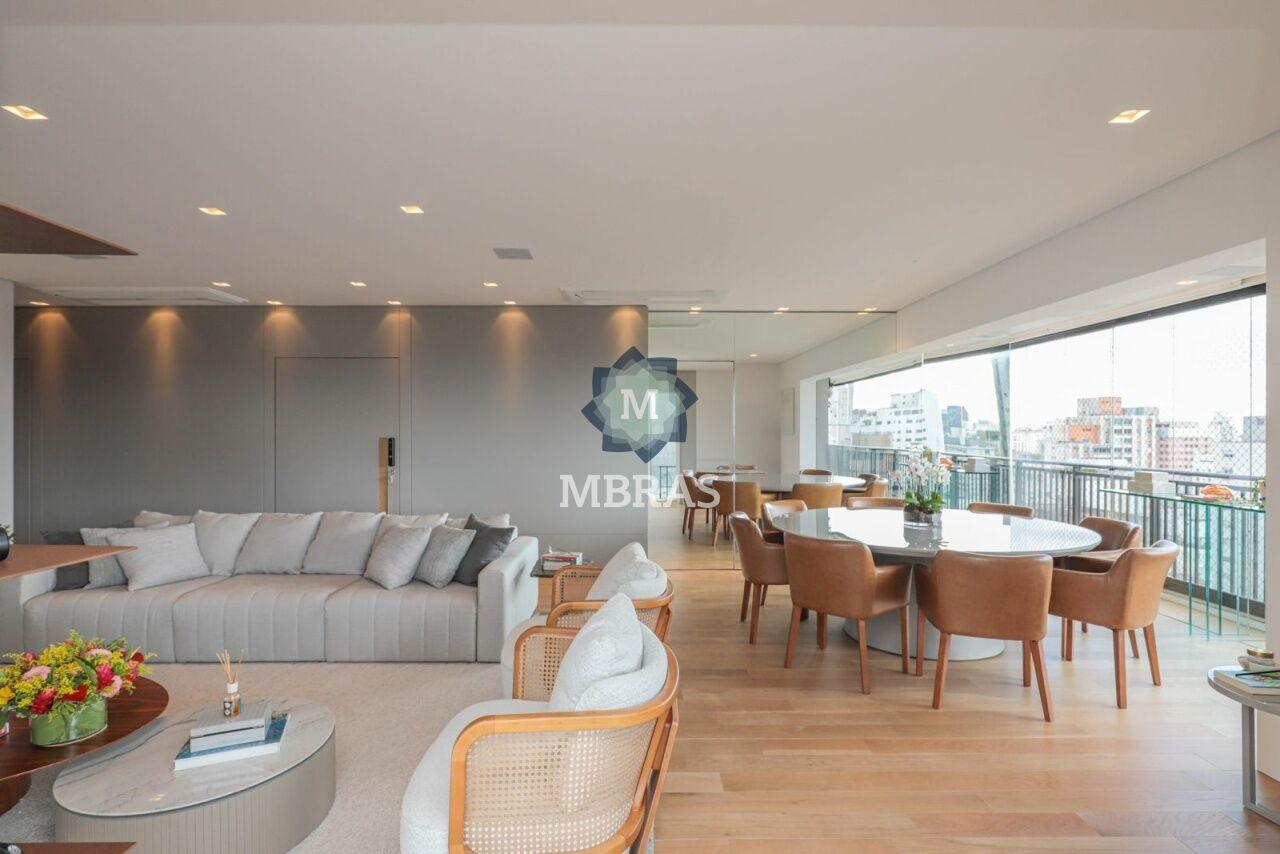 Jardins | 224 m² | Reformado | Sofisticação Contemporânea