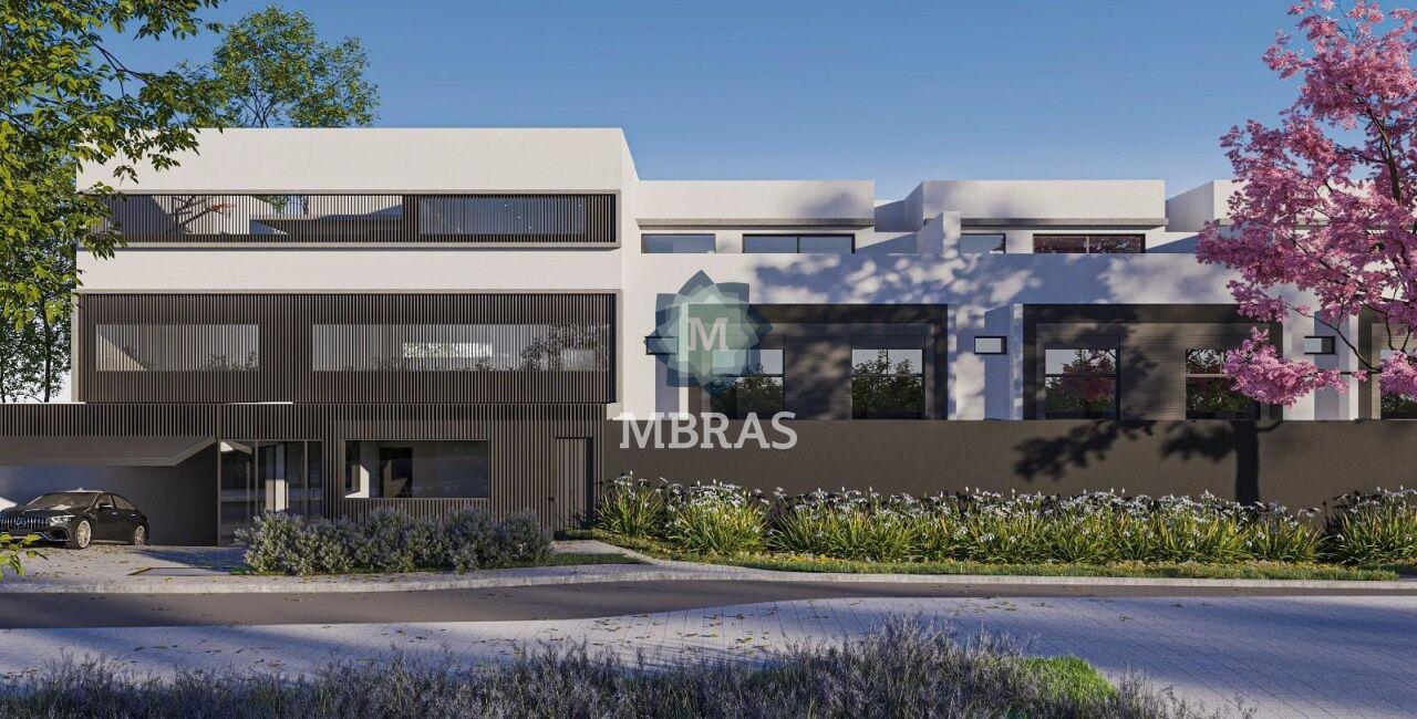 Casa Exclusiva ao Lado das Melhores Escolas Internacionais