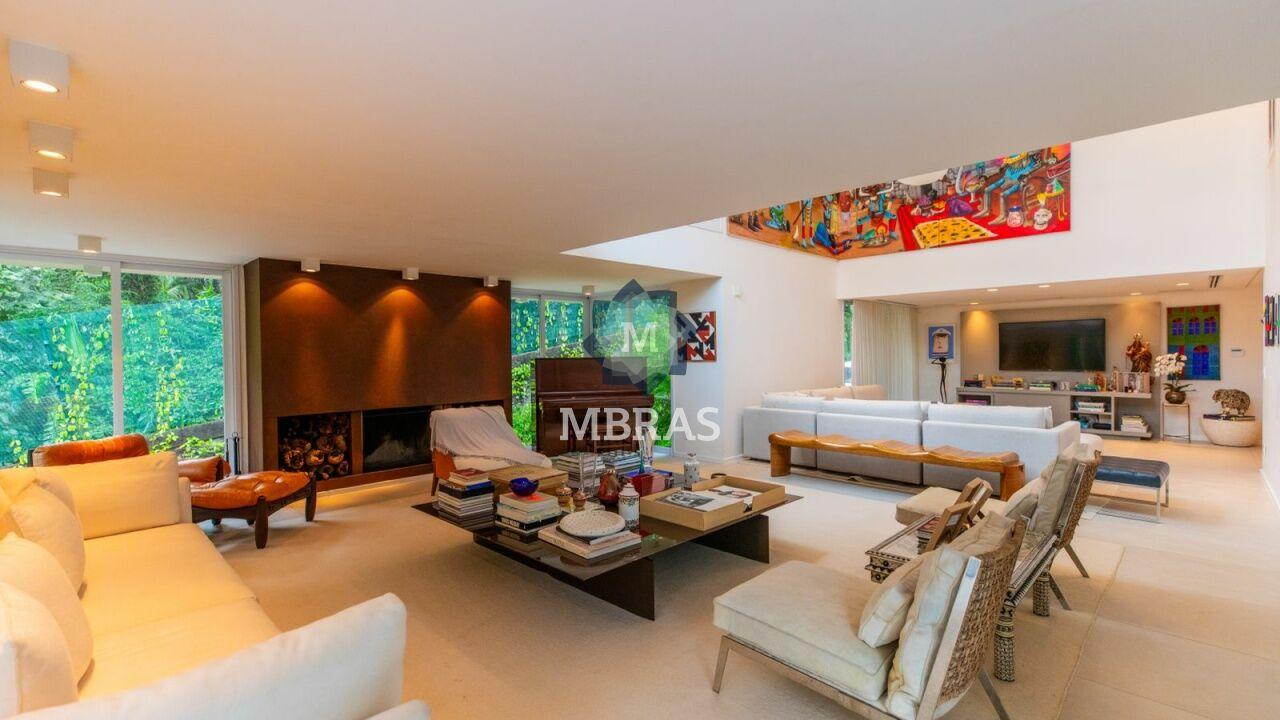 Casa reformada no melhor do Cidade Jardim