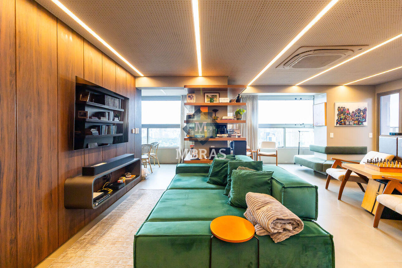 Apartamento no White