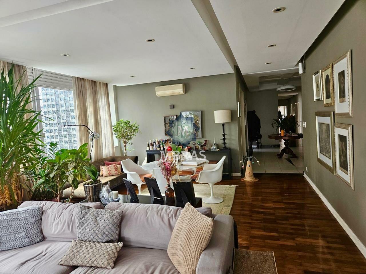 Magnífico 480m2 , Artur ramos