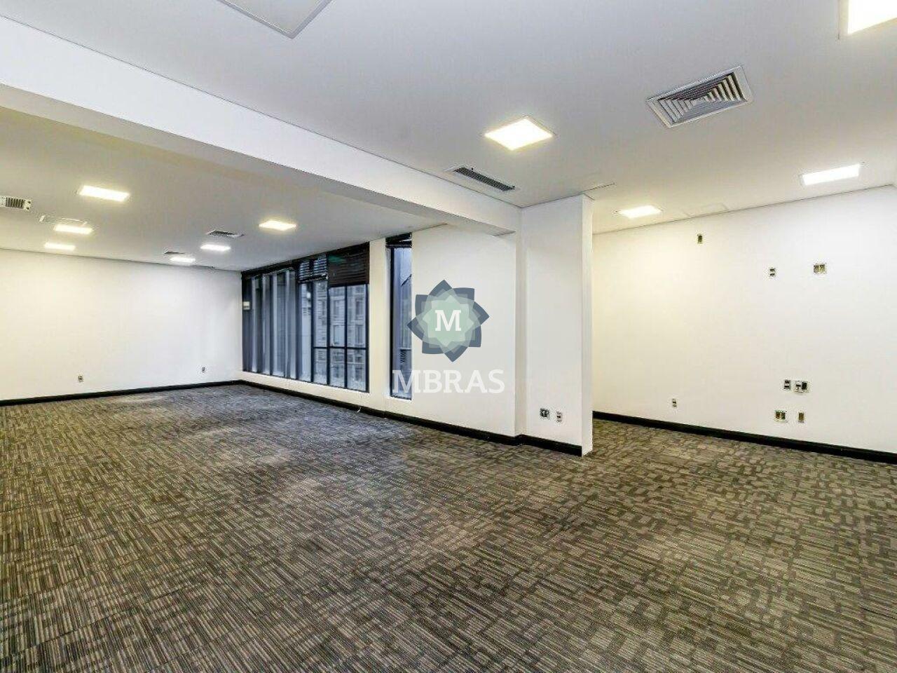 Casa Comercial na Vila Nova Conceição  presença e sofisticação