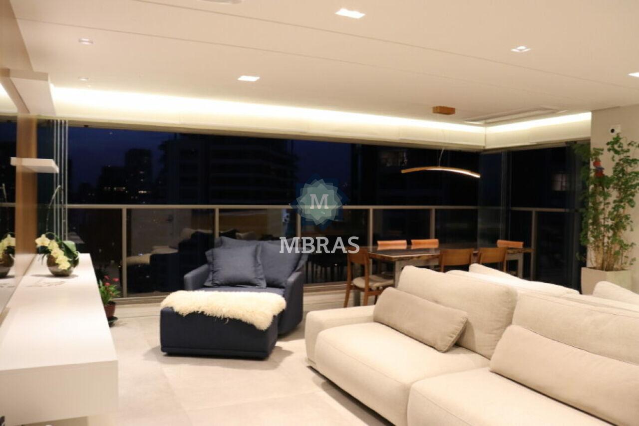 Apartamento 155m2 , 3 suítes em Moema