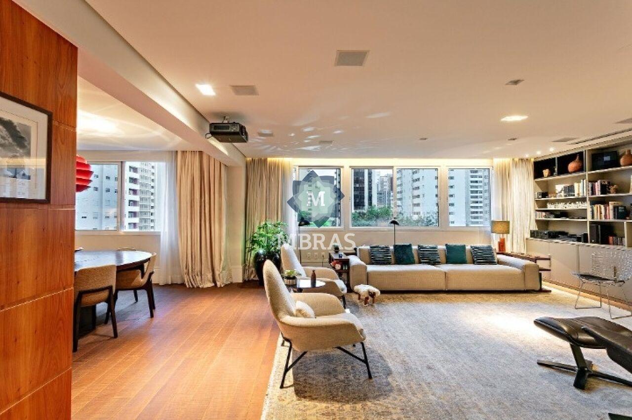 Apartamento 200 m2, Mobiliado no Itaim