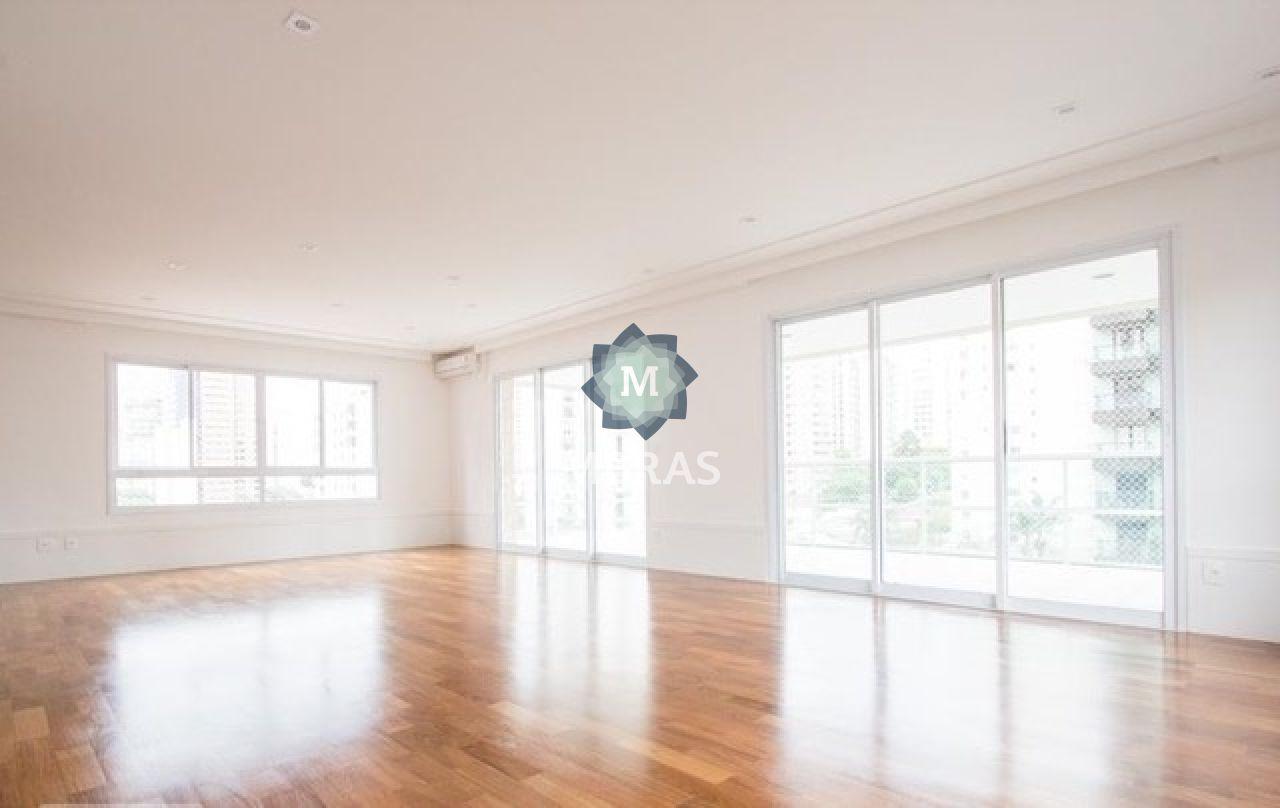 Lindo apartamento no coração de Moema