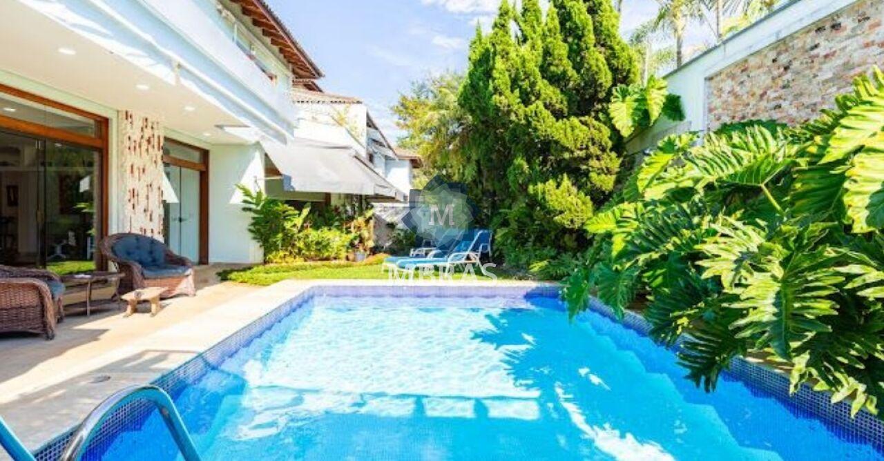 O privilégio de viver uma casa de campo no coração de São Paulo