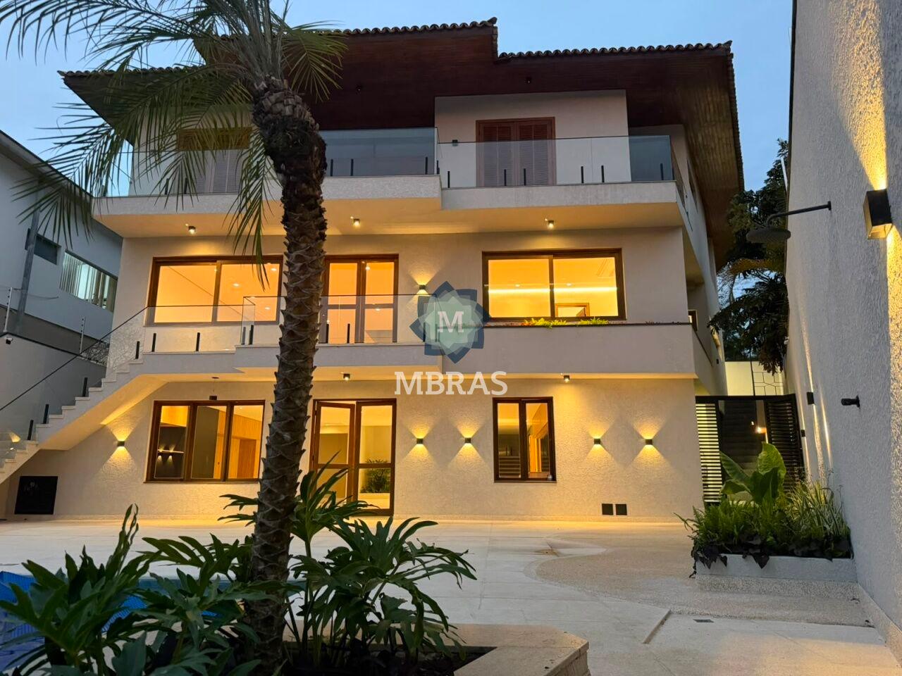 Casa recém-reformada no Cidade Jardim