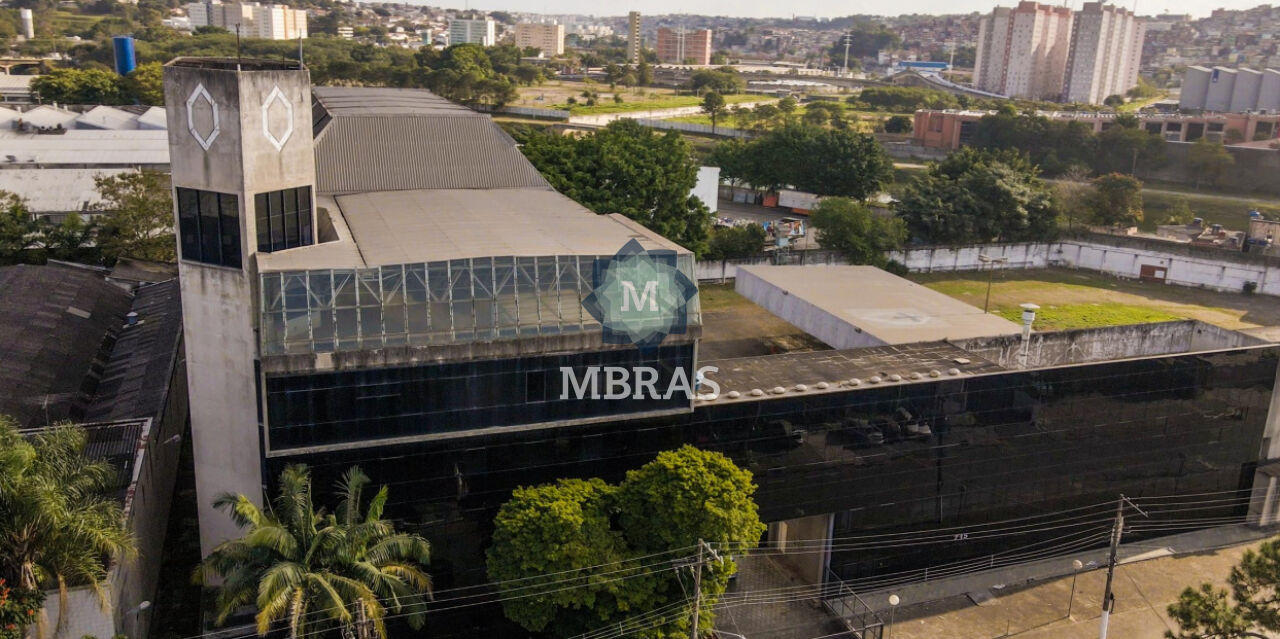 Complexo Comercial de Grande Porte na Vila Socorro | Amplo Pátio e Estrutura Corporativa Completa