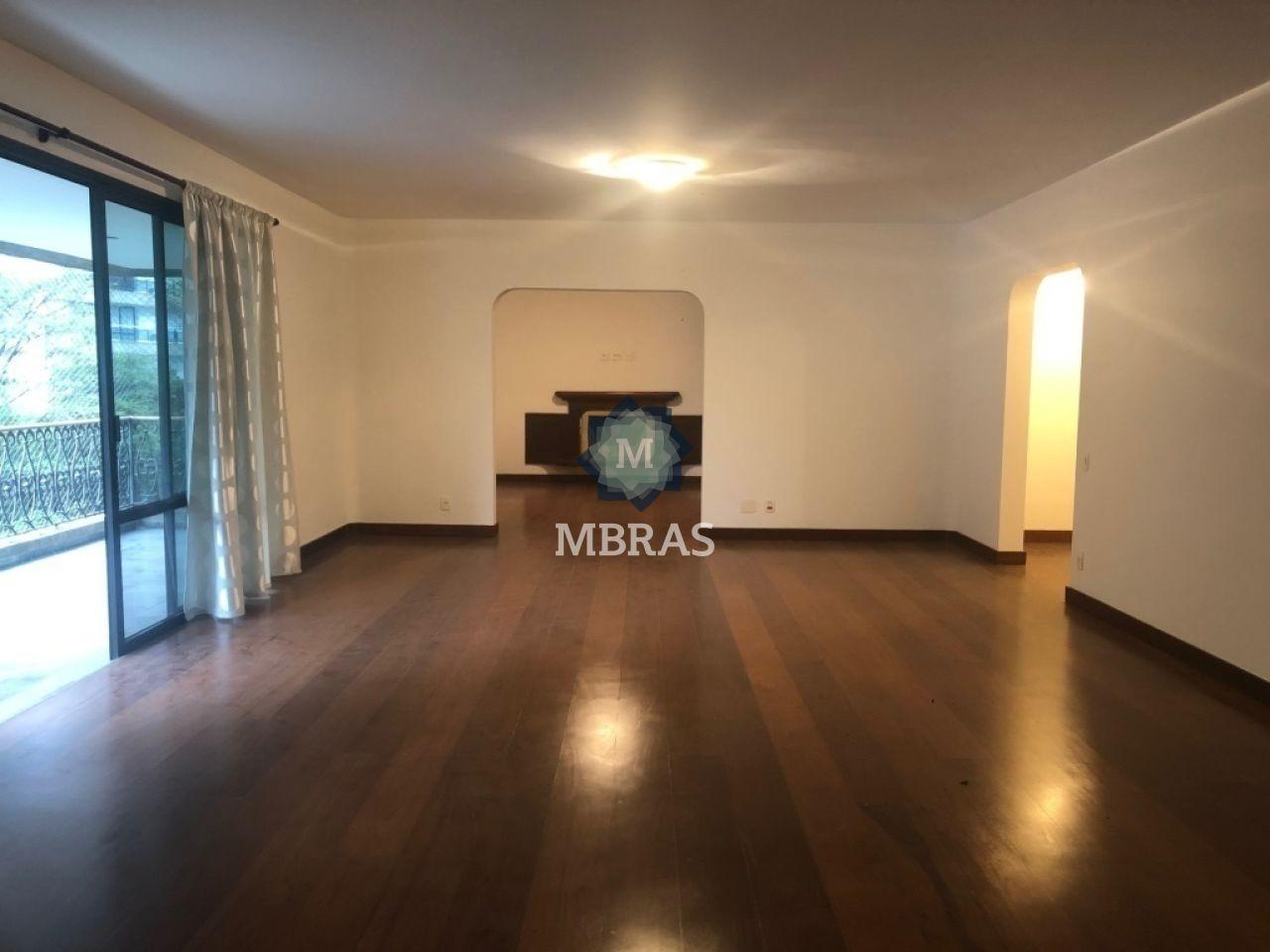 OPORTUNIDADE COM VISTA ETERNA PARA O PARQUE E CLUBE PARA SEUS MORADORES