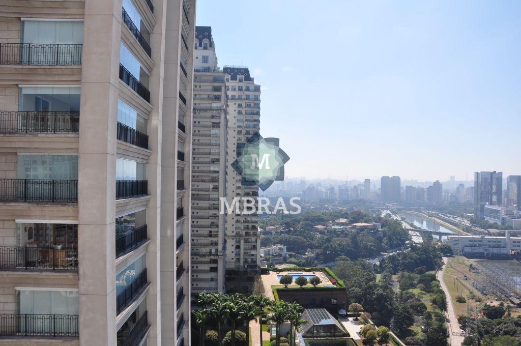 LINDO APARTAMENTO DE 300M2 NO DESEJADO PQ. CIDADE JARDIM