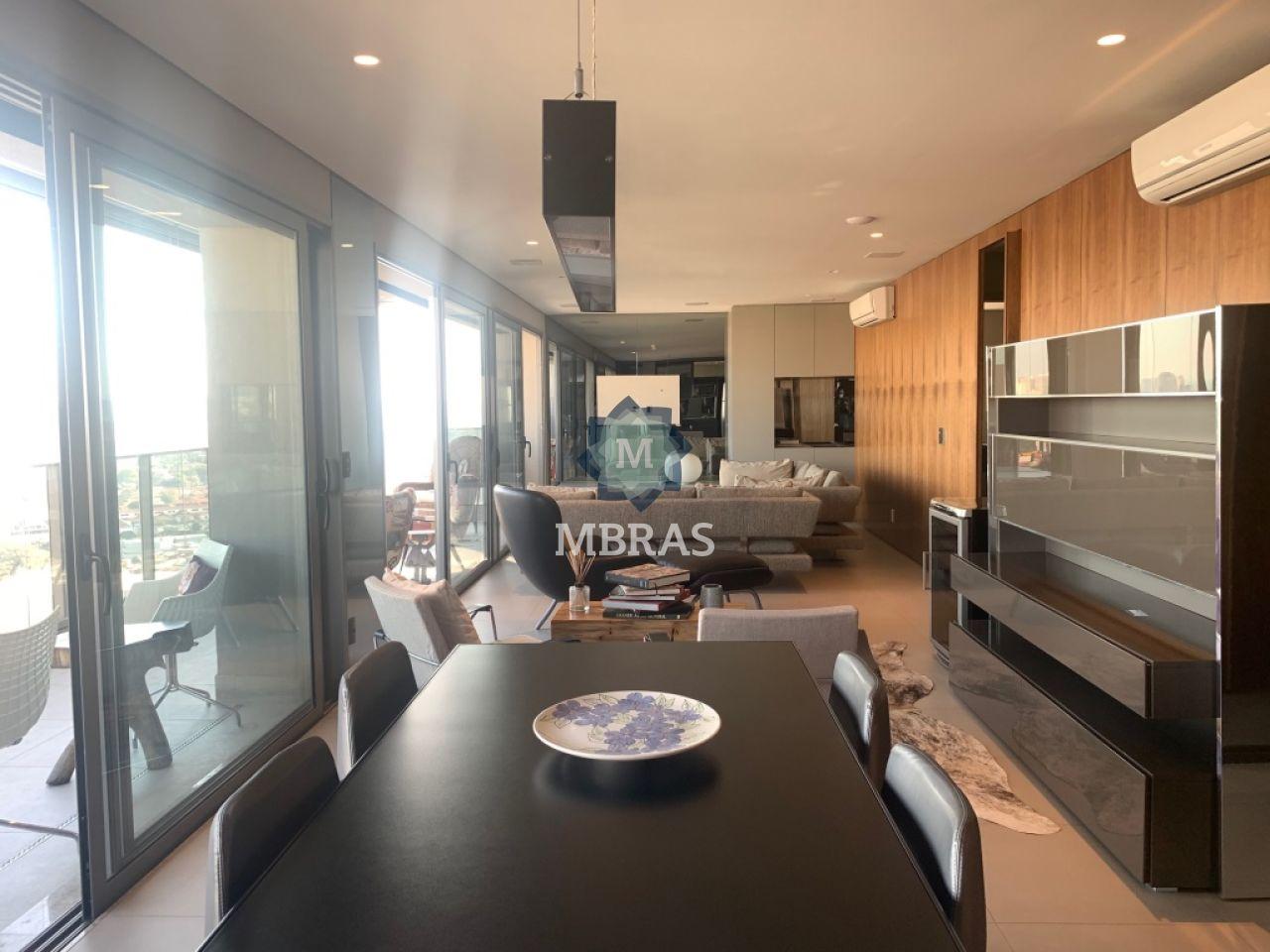 MARAVILHOSA COBERTURA COM VISTA LIVRE EM CONDOMÍNIO RESIDENCIAL DE LUXO