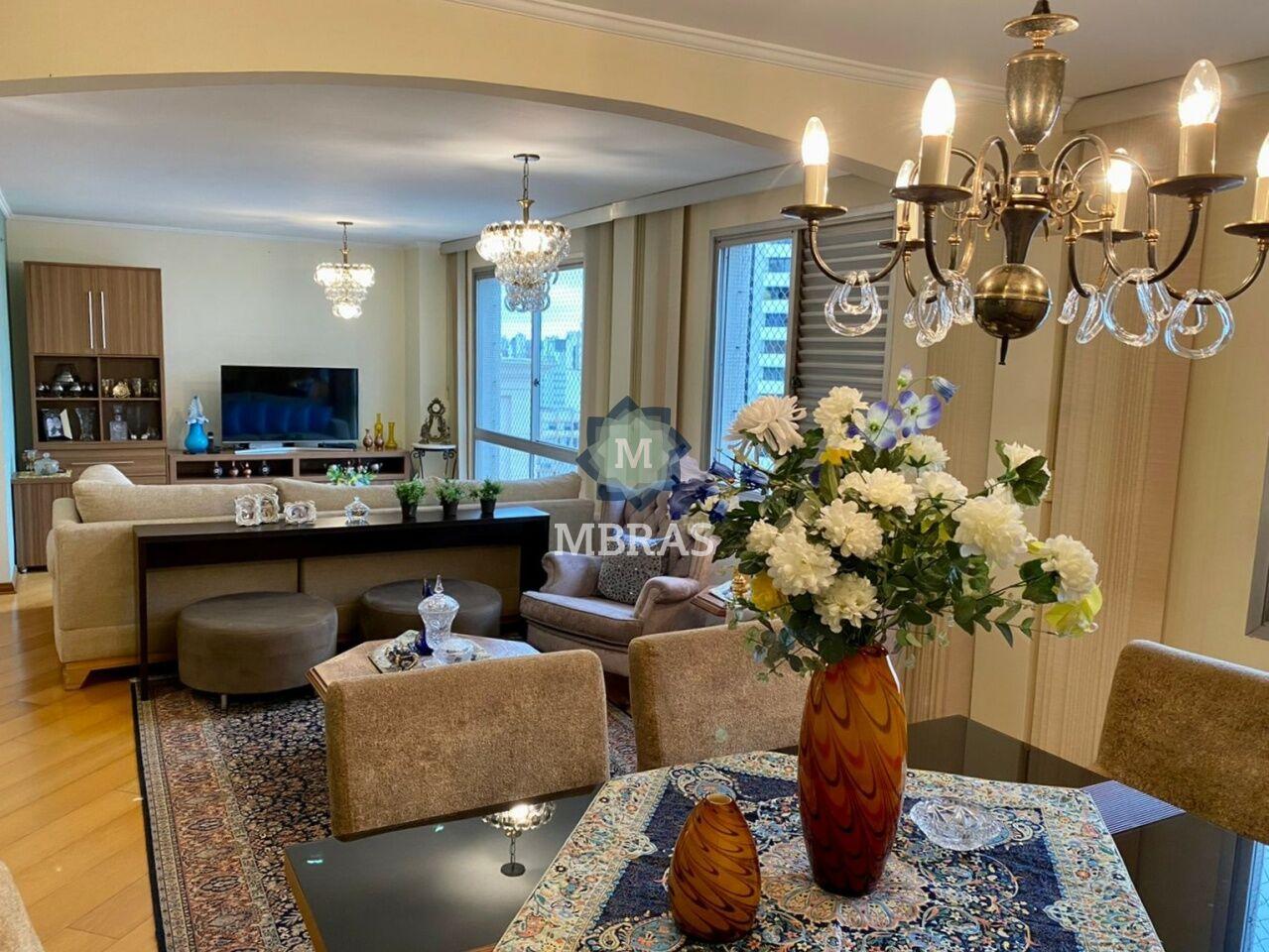 OPORTUNIDADE JD PAULISTA | 3 SUÍTES | 3 VAGAS | 189M²