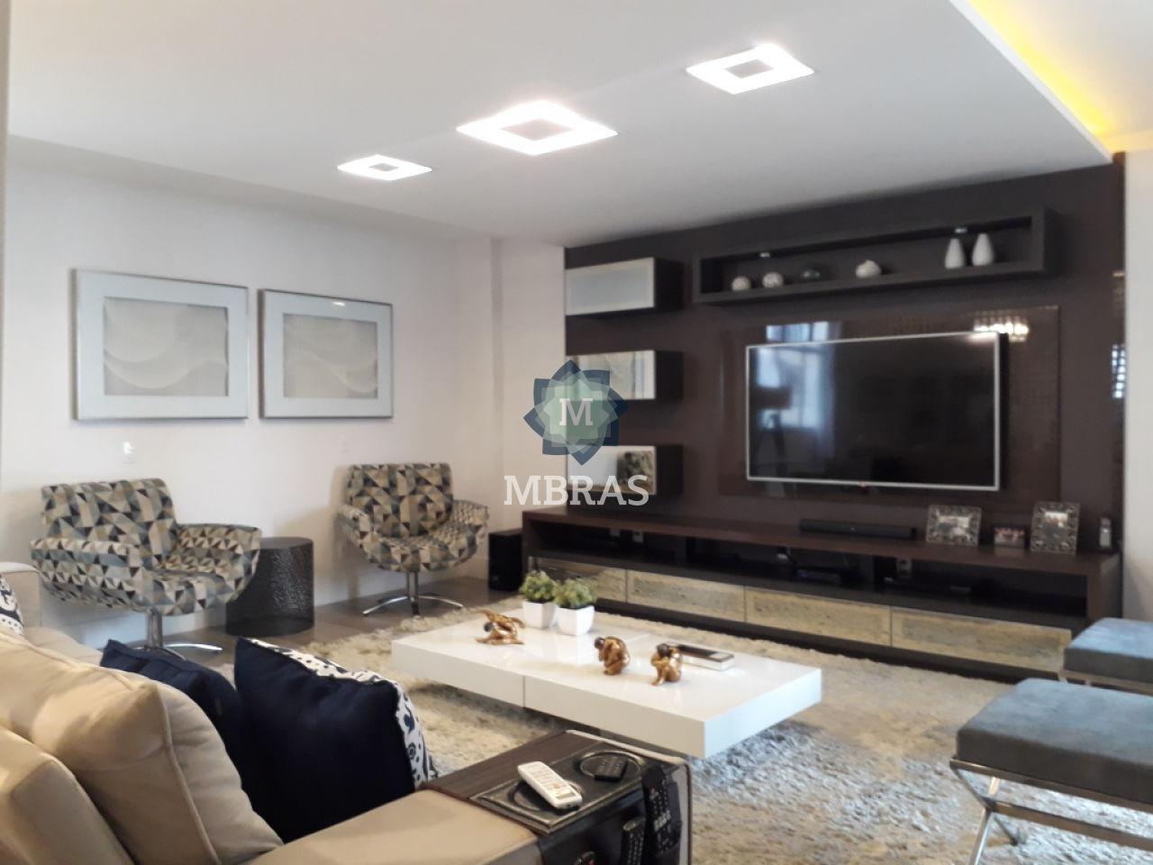 Apartamento nos Jardins, 210 m², 2 dormitórios, 1 suíte master, 2 vagas de garagem
