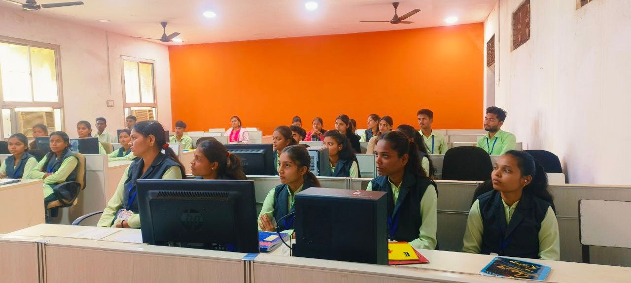 Seminar gallery image