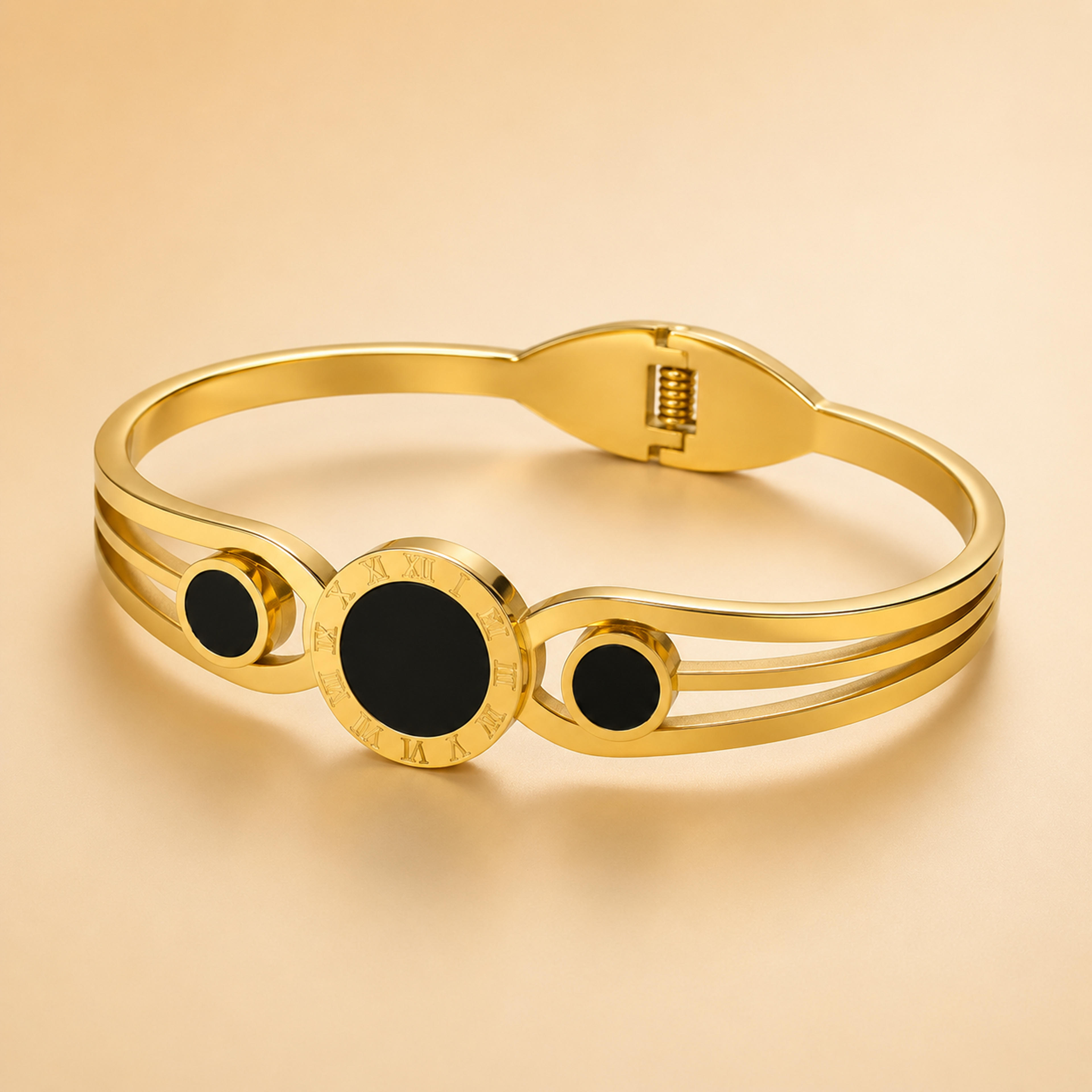 Gilded Roman Crystal Wrap Hand Cuff 