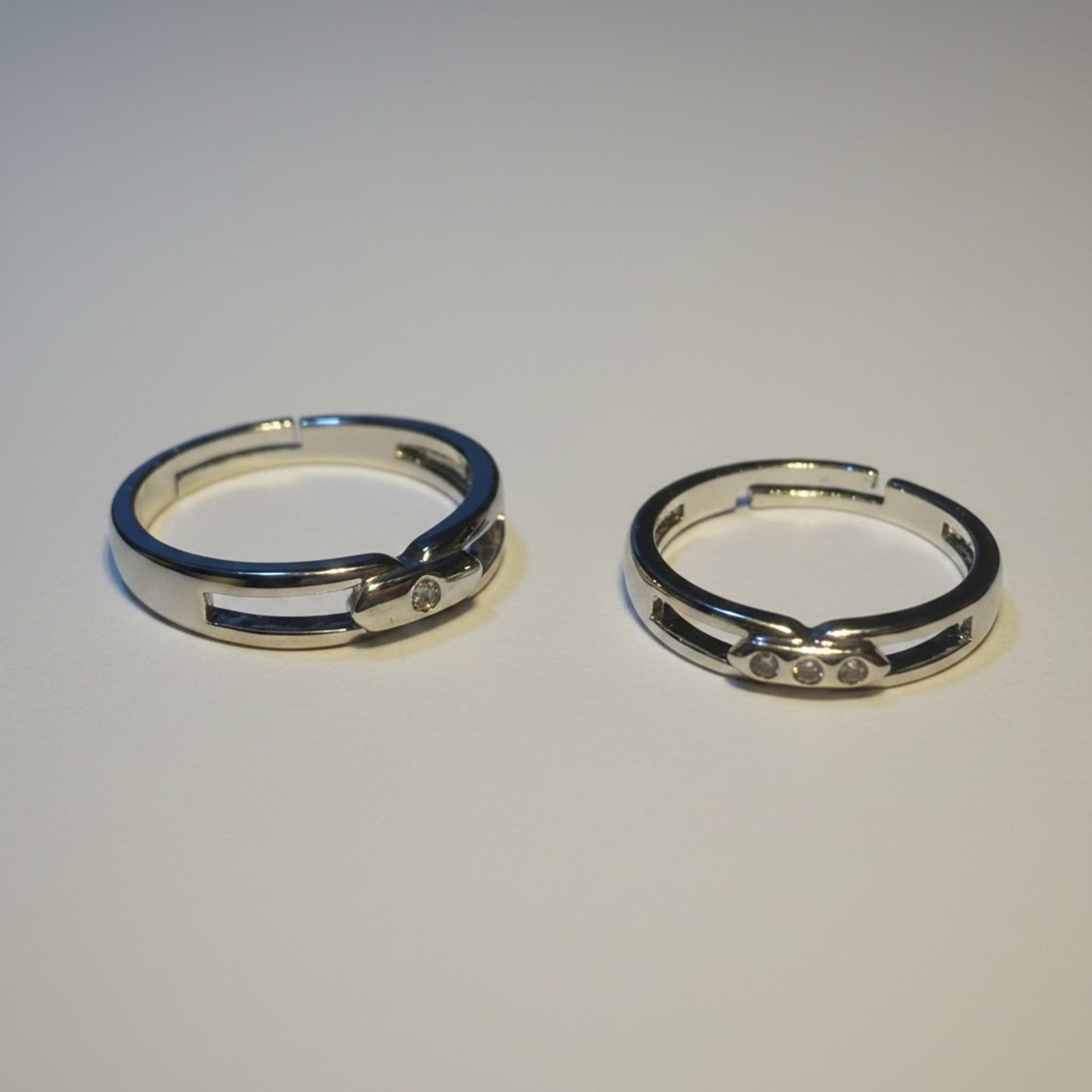 Minimalist Silver Couple’s Ring Set