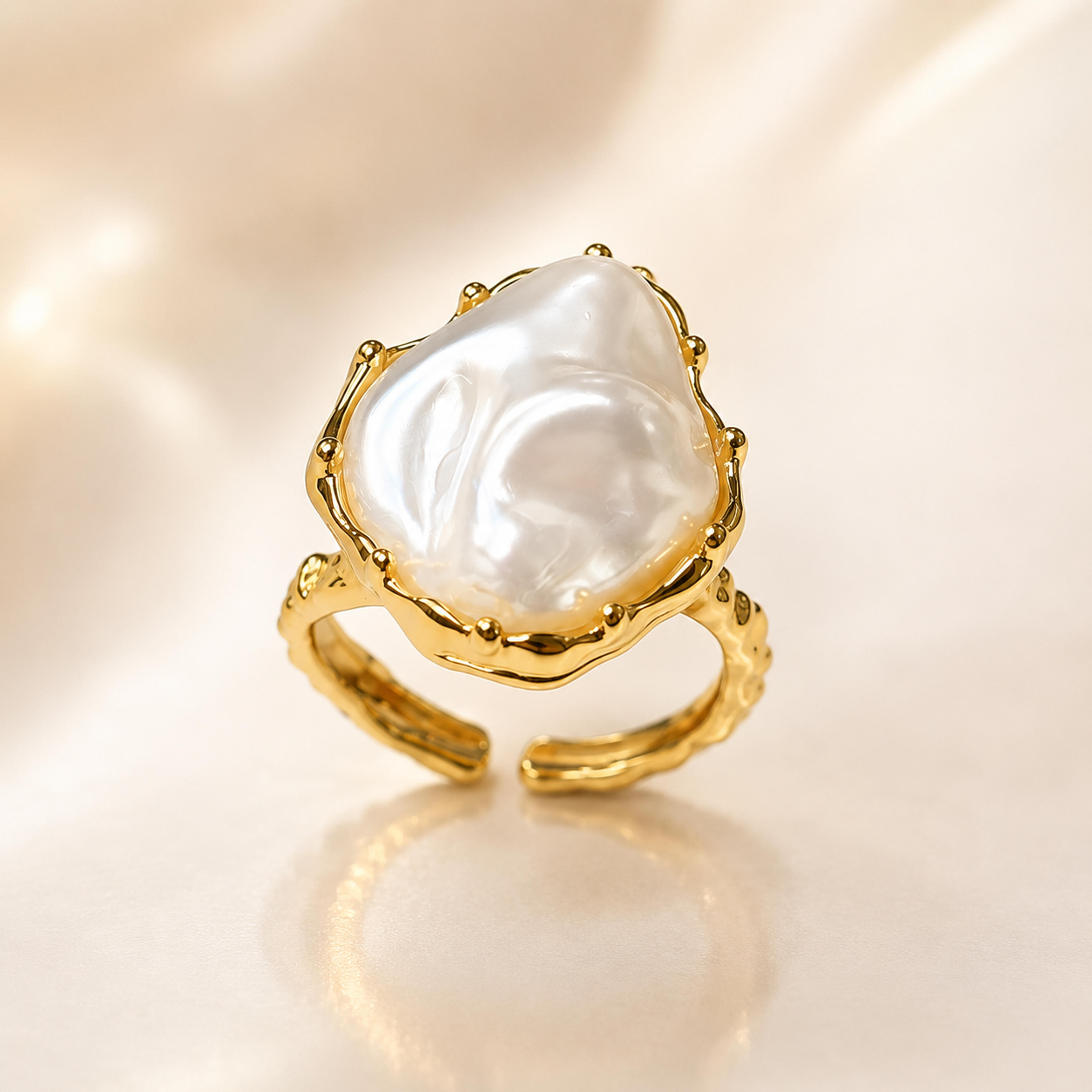 Mother of Pearl Rings: Lustrous Regal Column Adjustable Ring