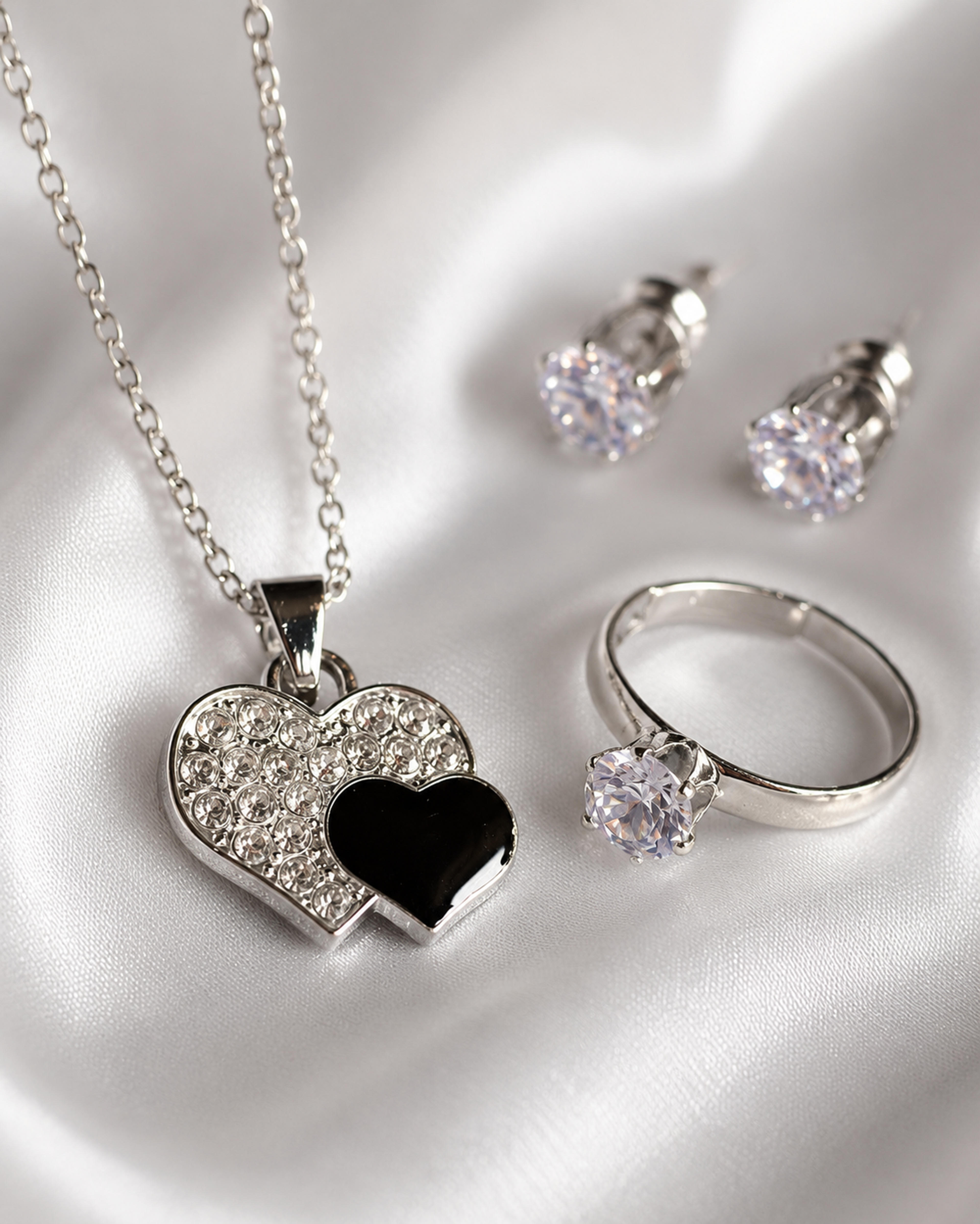 Silver Midnight Heart 3-Piece Jewelry Set