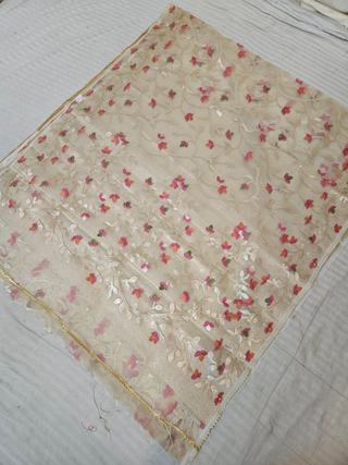 Cream Ivory Muslin Jamdani Soft Silk Saree with All-Over Floral Jaal and Meenakari Weave