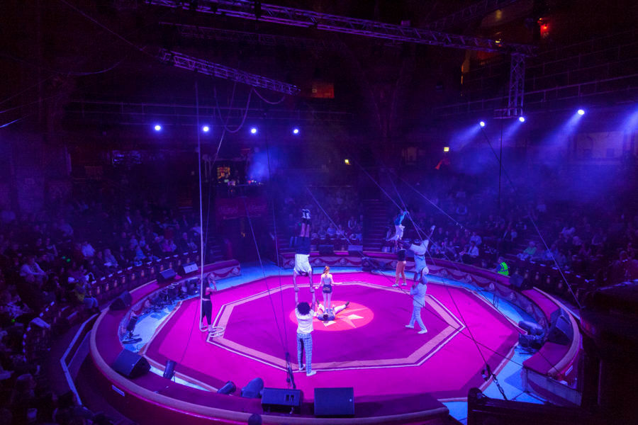 Circolombia At Blackpool Tower Circus - Showzam! Photography By Yannick Dixon