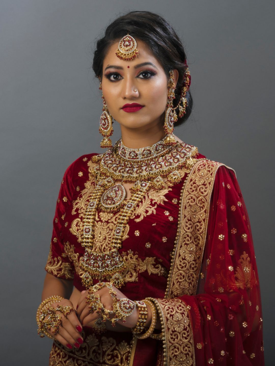 Bridal makeup service image