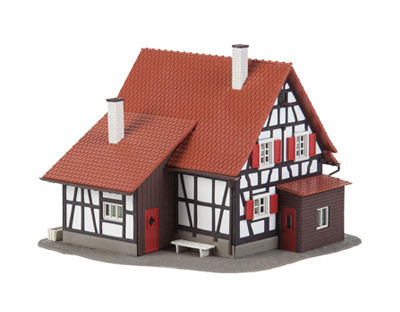 Modelleisenbahn: Modellhaus für Spurgröße H0