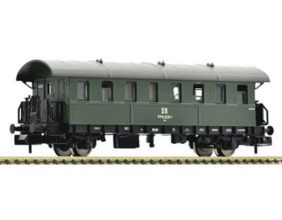 Modelleisenbahn: Personenwagen in Spurgröße N