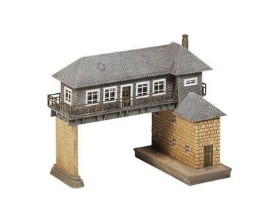 Modelleisenbahn: Modellhäuser in Spurgröße N