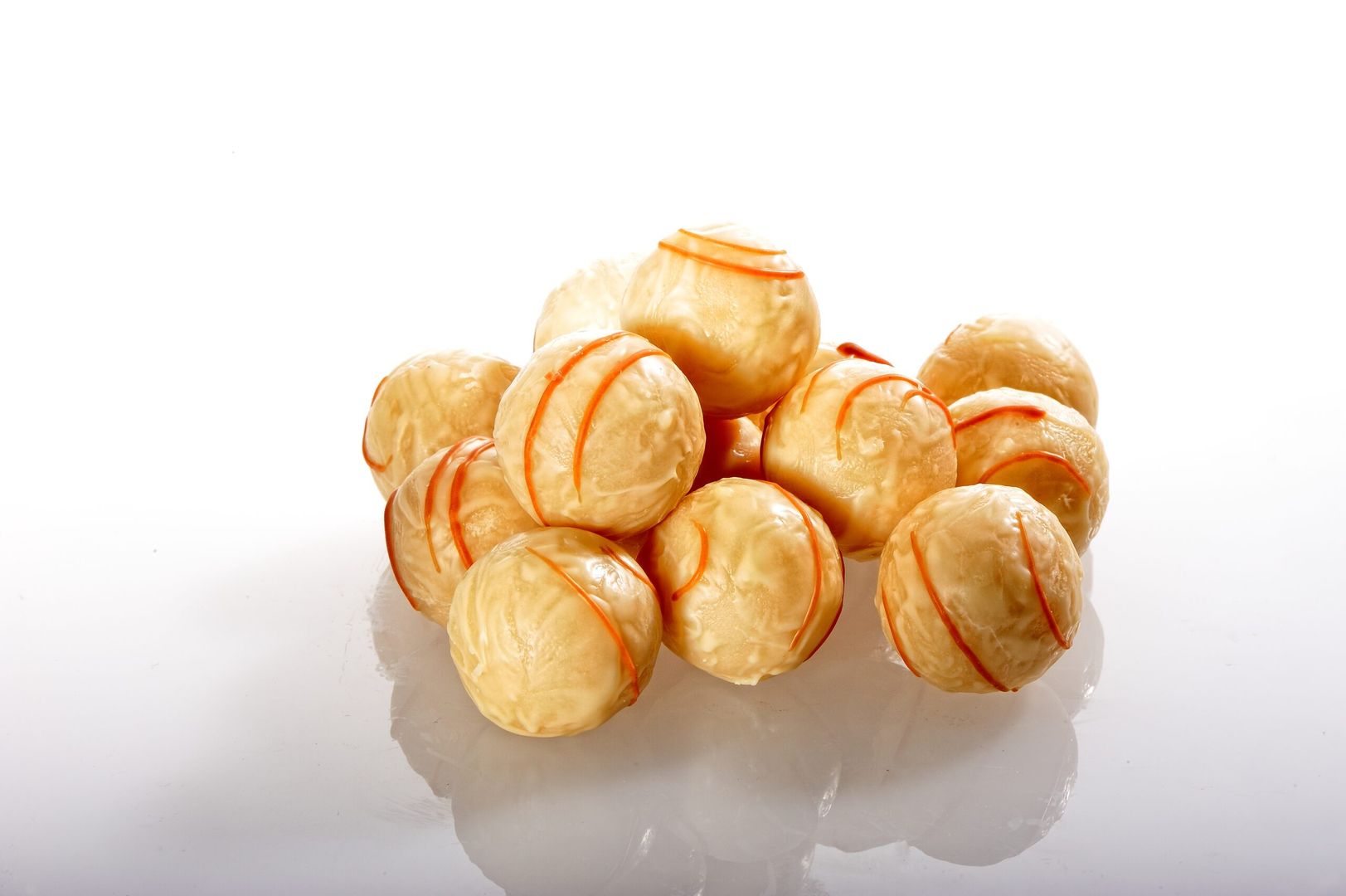 Edelmarzipan Orangenkugeln