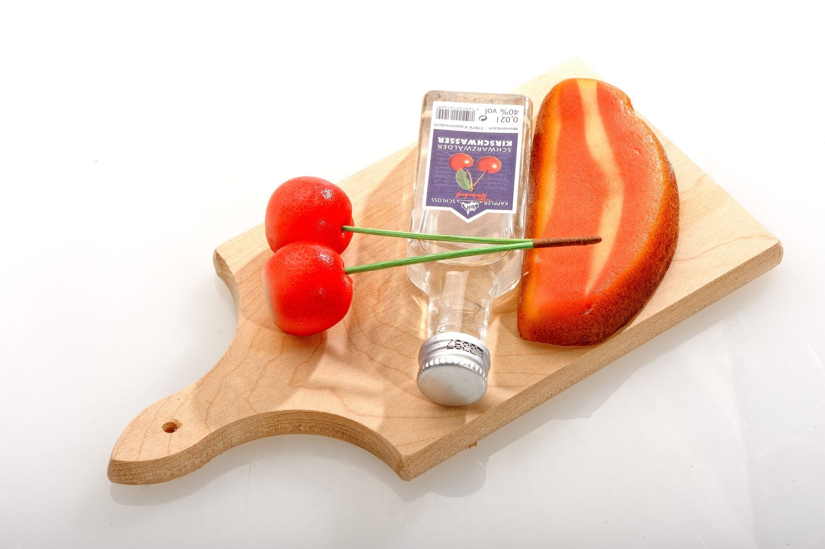 Marzipan-Schinkenbrett mit Kirschwasser