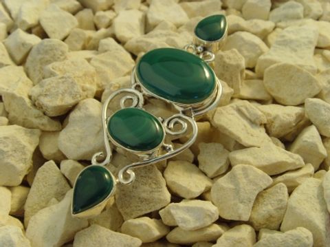 Malachit-Anhänger / Jugendstil-Design
