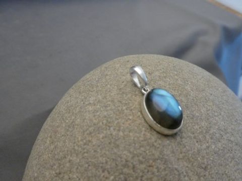 Labradorit - Anhänger / 925 Silber / oval
