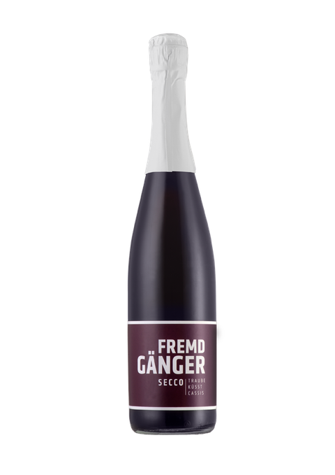 „Fremdgänger“ – Fruchtiger Johannisbeer-Secco aus Wein & Cassis (0,75l)