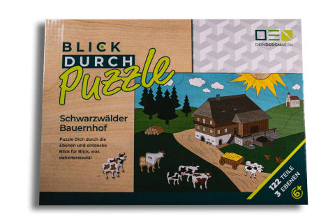 Blick-Durch-Puzzle: Schwarzwälder Bauernhof
