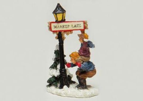 Figurenszene MARKTPLATZ mit LATERNE und KINDER