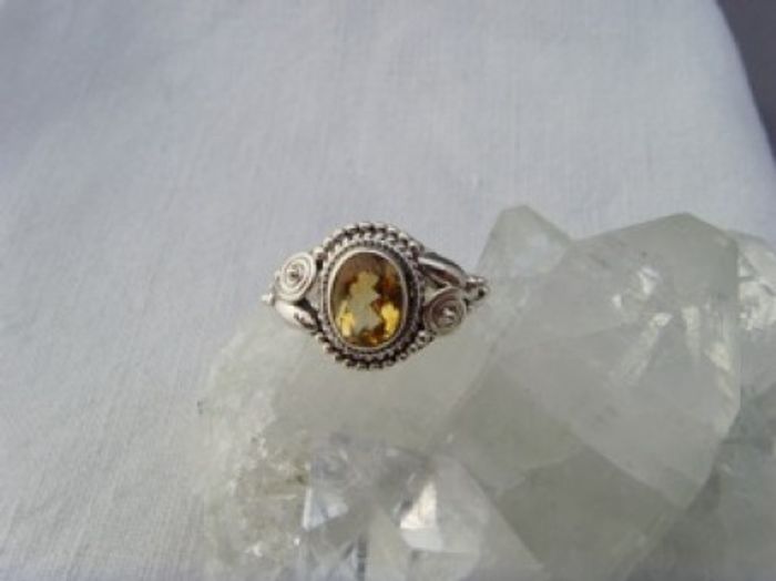 Citrin - Ring / filigrane Handarbeit / 925'er Silber