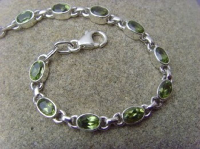 Armband - facettierter Peridot - 925'er Silber
