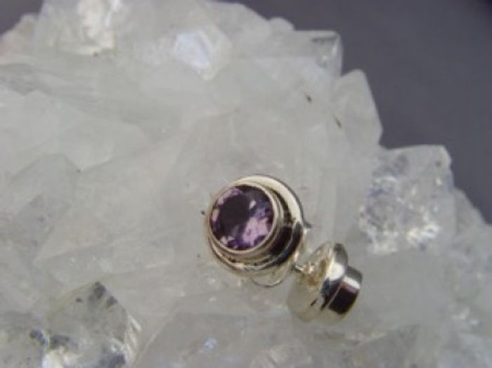 Amethyst Ohrstecker - Rund Facettiert - 925'er Silber
