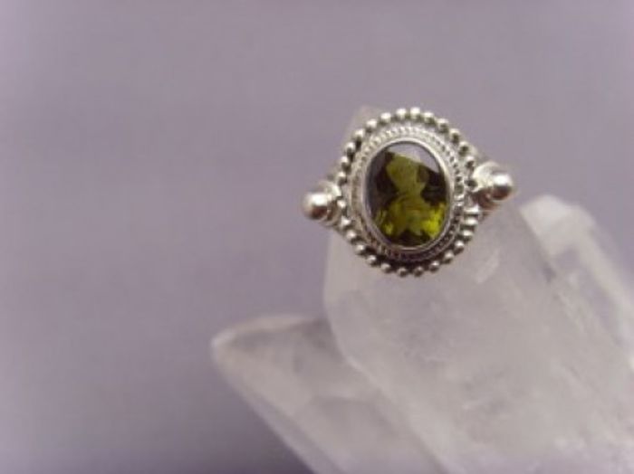 Turmalin Ring / 925'er Silber / facettiert