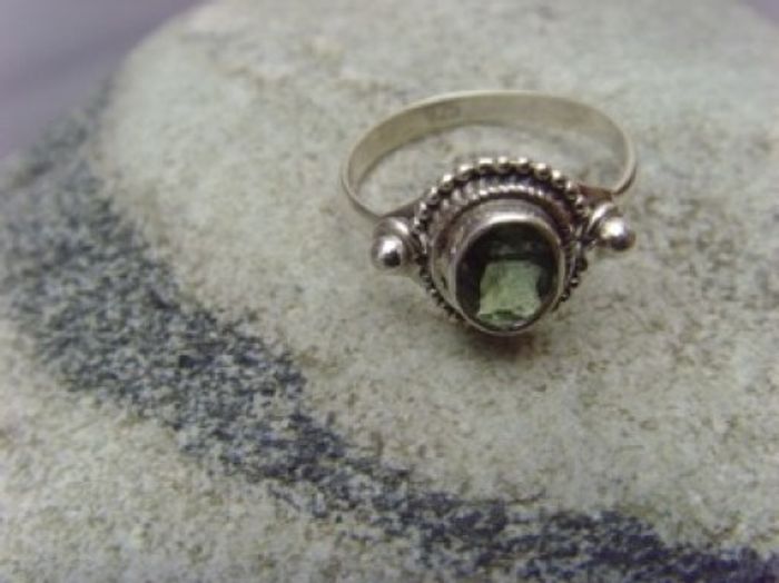 Turmalin Ring / 925'er Silber / facettiert