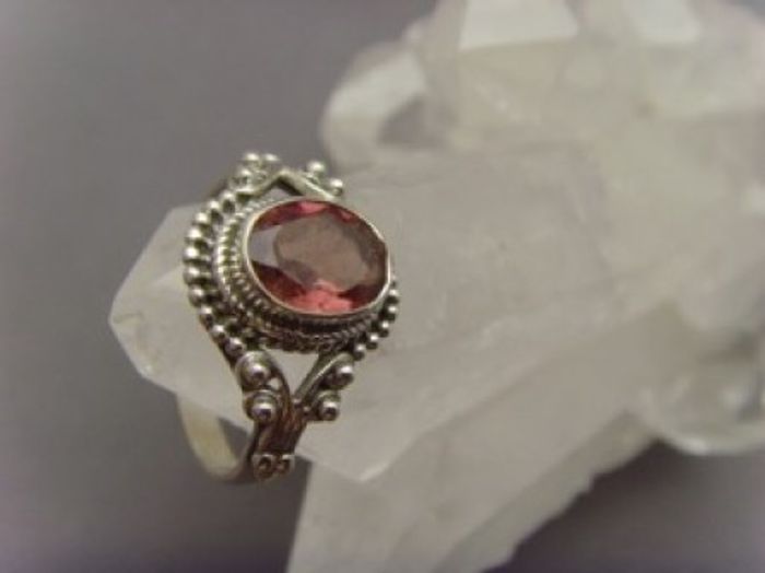Turmalin Ring / 925'er Silber / facettiert