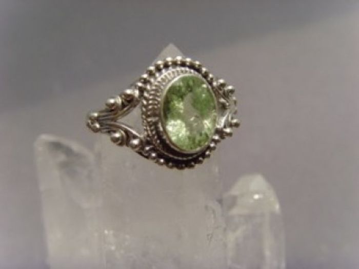 Turmalin Ring / 925'er Silber / facettiert