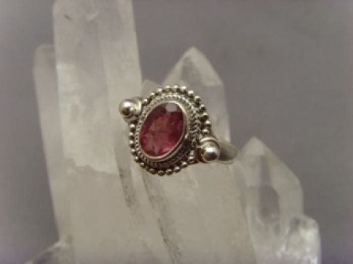 Turmalin Ring / 925'er Silber / facettiert