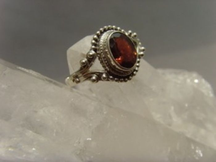 Turmalin Ring / 925'er Silber / facettiert