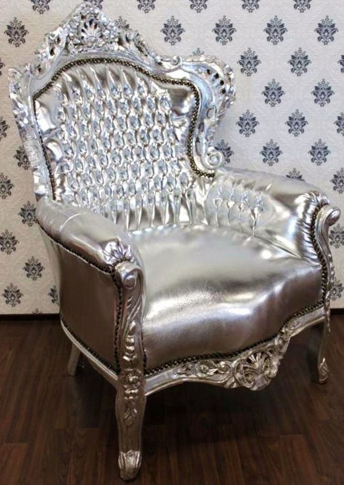 Casa Padrino Barock Sessel King im Antik Stil, Silber / Silber, Kunstleder, 120 x 85 x 85 cm