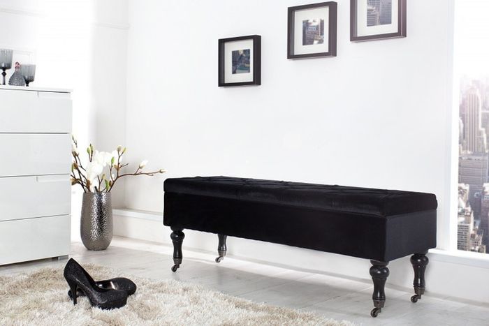 Casa Padrino Barock Sitzbank mit Truhe in Schwarz, Samtstoff, Holzbeine mit Rollen, 110 x 40 x 40 cm