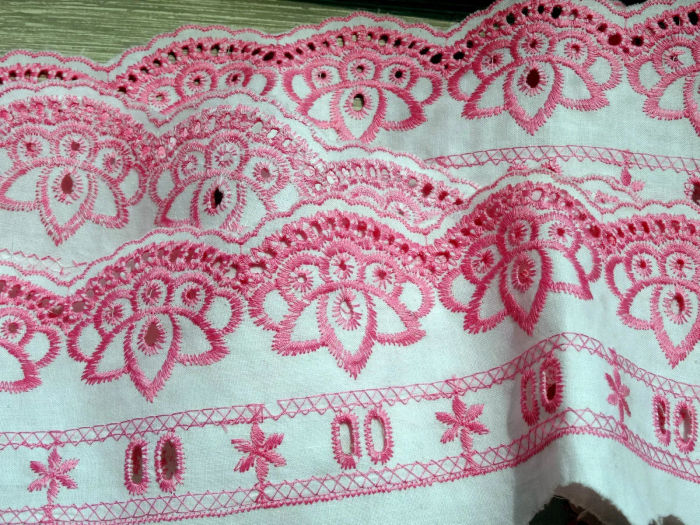 Spitzenborte Madeiraspitze Gardine Kissen Tischdecke Bett Band 9,3 cm pink rosa