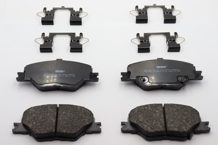 Bremsbelagsatz vorne , passt zu: OPEL INSIGNIA B, INSIGNIA B COUNTRY, INSIGNI...