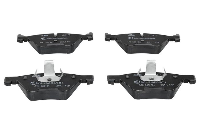 Bremsbelag Keramik vorne , passt zu: BMW 1 (E81), 1 (E82), 1 (E87), 1 (E88),...